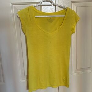 Pre-loved 100% cotton t-shirt in good condition